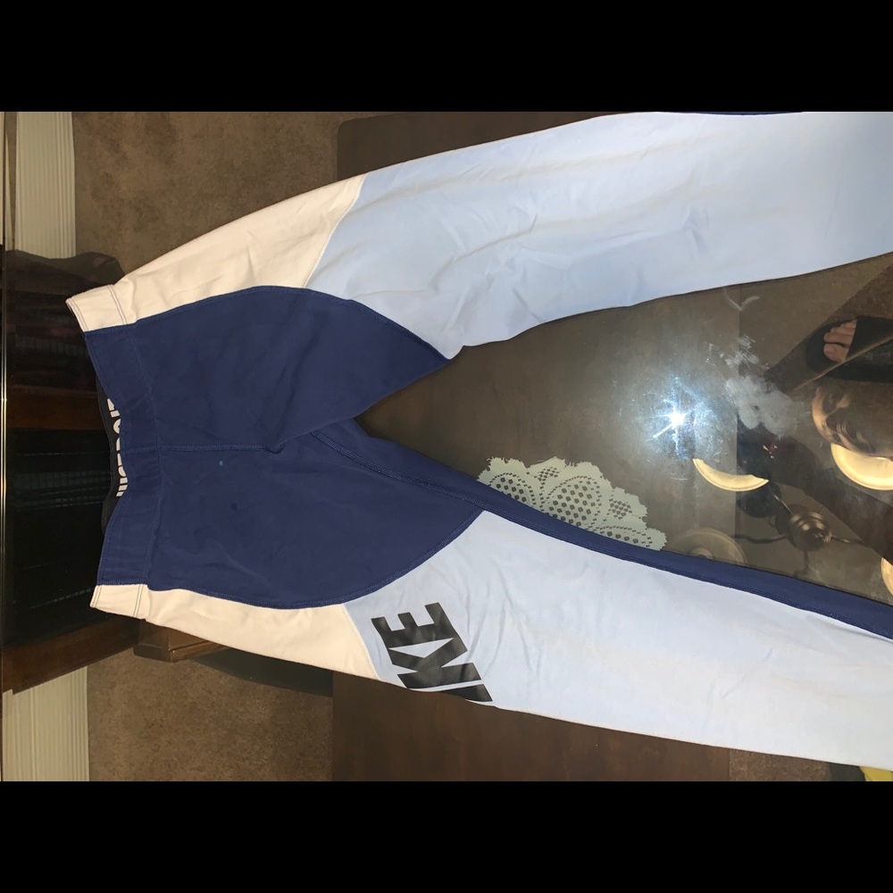 Nike leggings